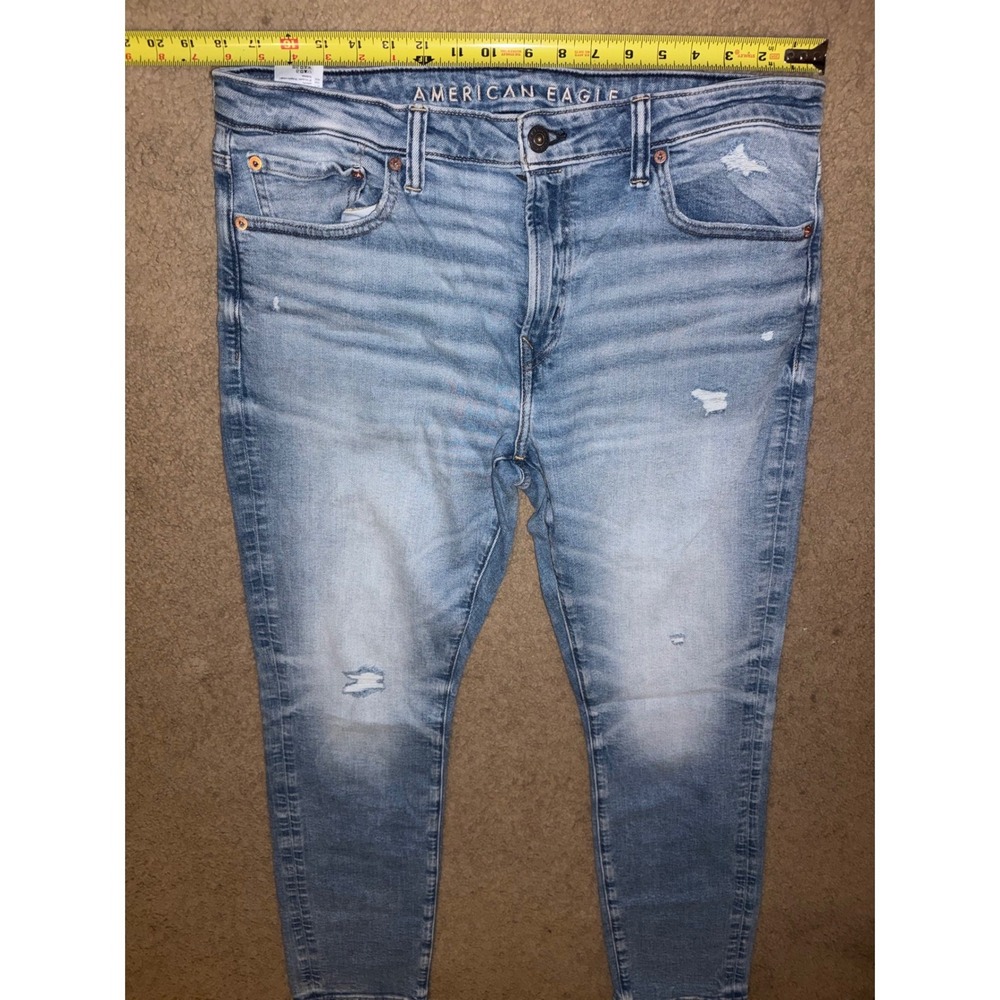 American Eagle Next Level Flex Slim Fit Distressed Jeans Light Wash 36x32 T06-20